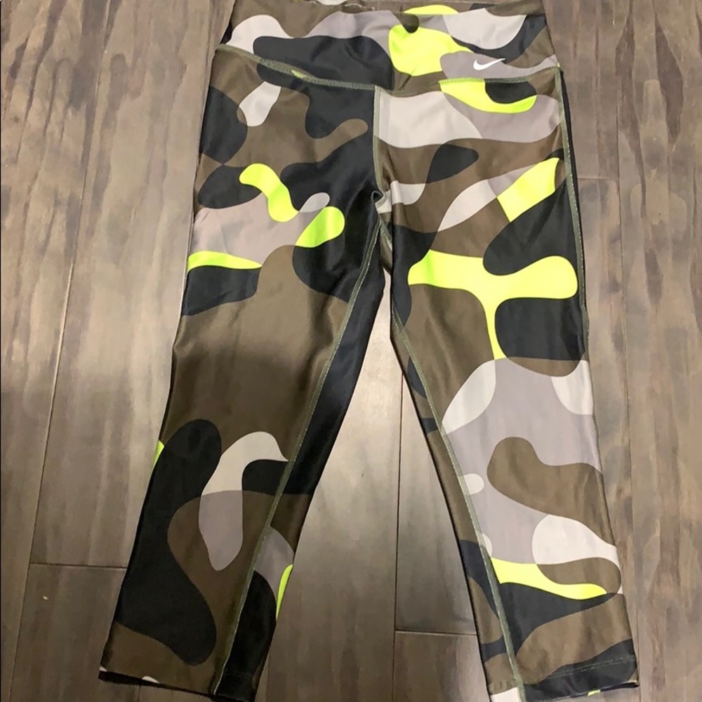 Nike set - Picture 2 of 7
